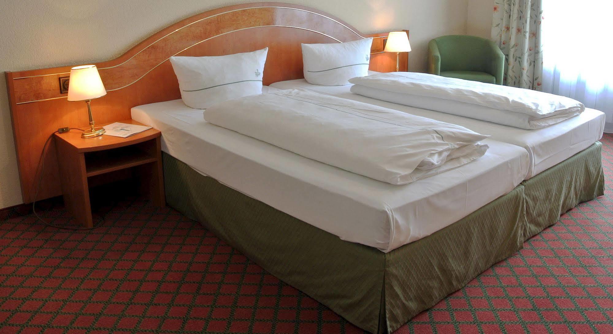 Lohmann'S Kapeller Hof Otel Langenfeld  Dış mekan fotoğraf
